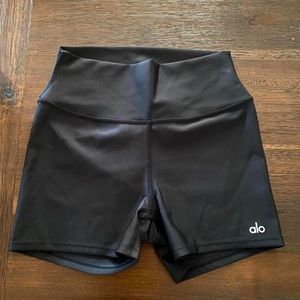Alo yoga high waist airlift shorts black